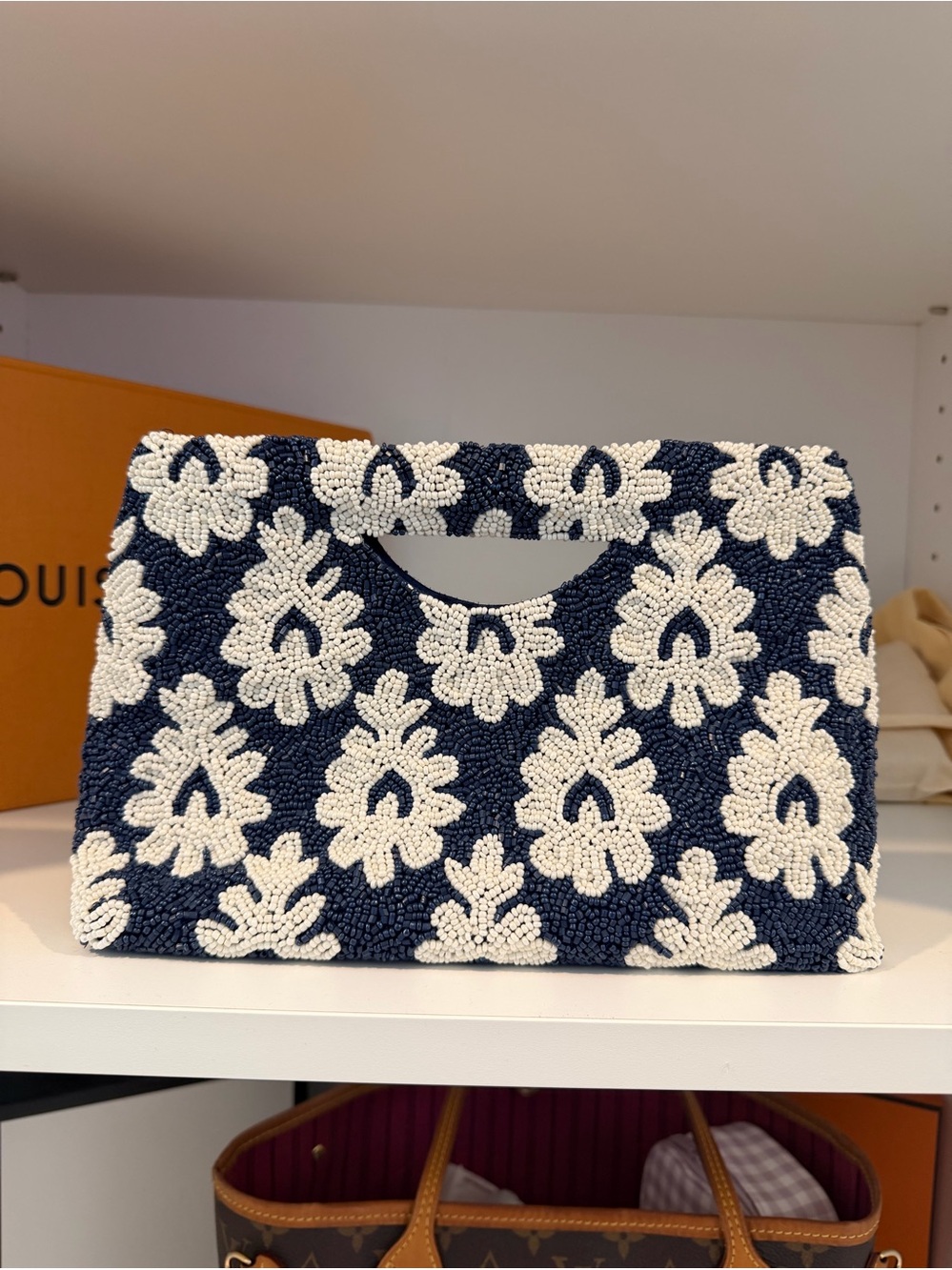 Tiana New York Hand-Beaded Floral Cut-Out Handle Clutch / Navy & Ivory